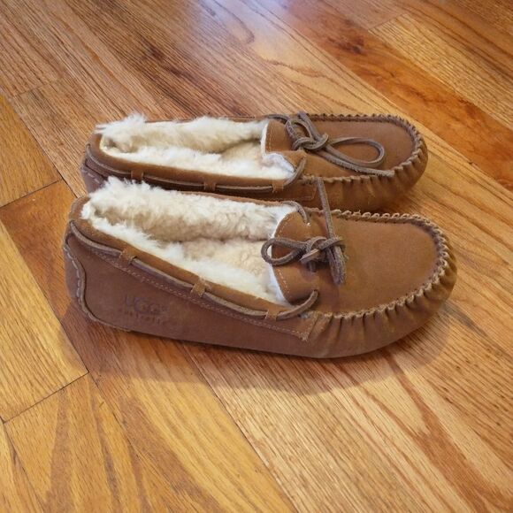 UGG Dakota Chestnut Suede Moccasin Slippers size 5 - Picture 2 of 5